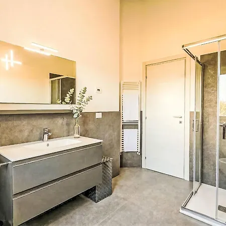 Willa La Serena By Interhome Colico
